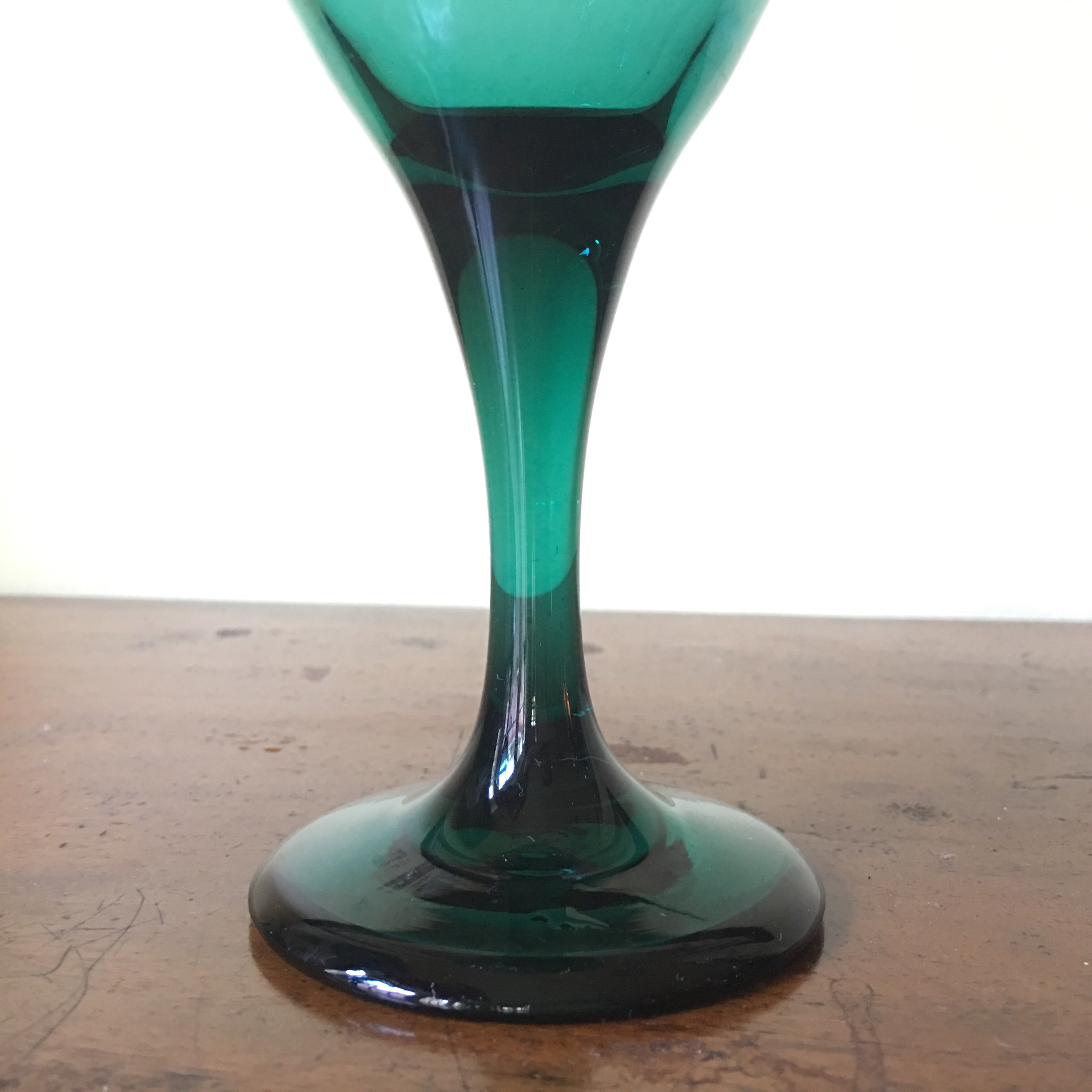 Vintage Emerald Wine Glasses (Set of 4)